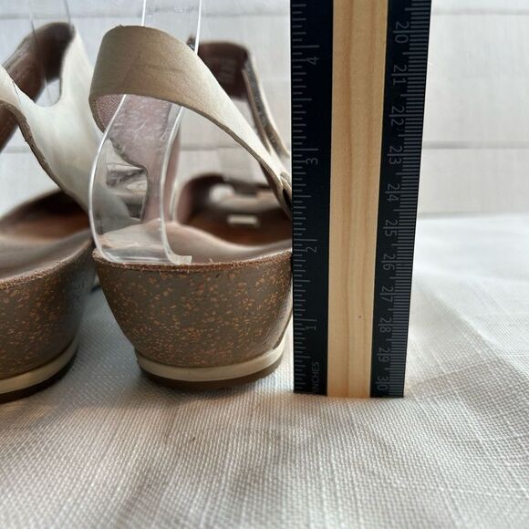 Dansko Vera Wedge Sandal 40 Oyster Cream Nubuck Leather Peep Toe - Picture 6 of 8